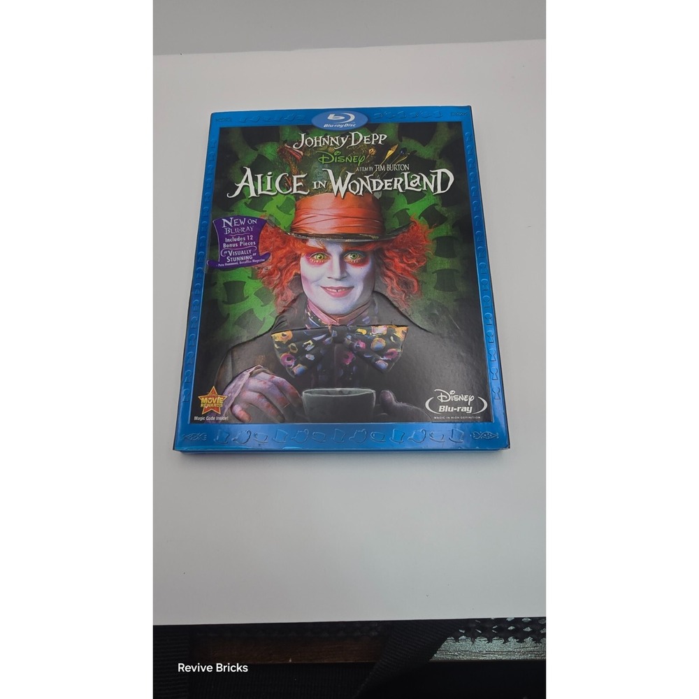 Alice in Wonderland (Blu-ray, 2010) W/ Slip Cover Tested Johnny Depp Tim Burton - Picture 9 of 10